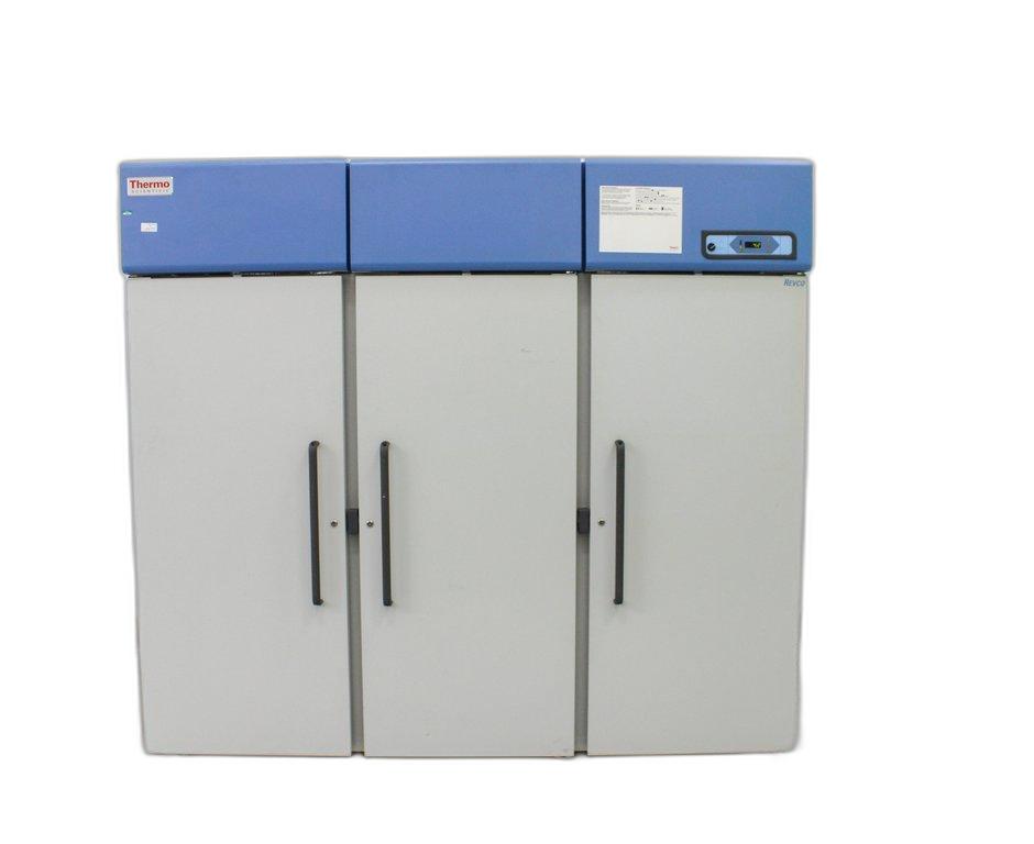 Thermo REL7504A22 Laboratory Refrigerator Triple Solid Door Storage Unit