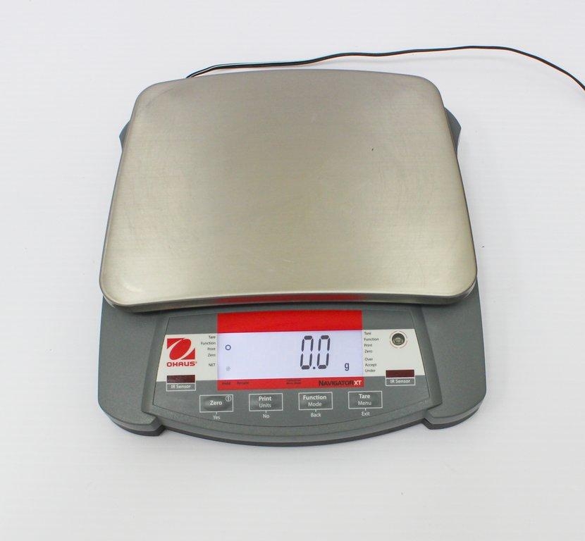 Ohaus NVT3201/1 Navigator Scale Balance 3200G Capacity Lab Equipment