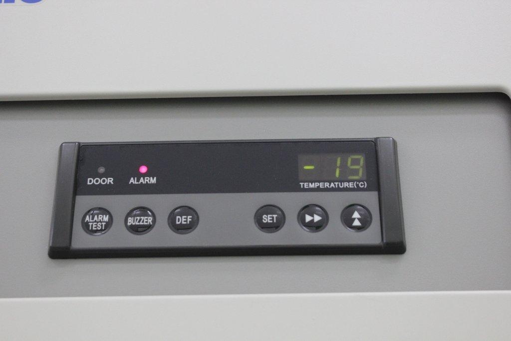 Panasonic MDF-U731M Biomedical Freezer -30C Cold Storage Laboratory