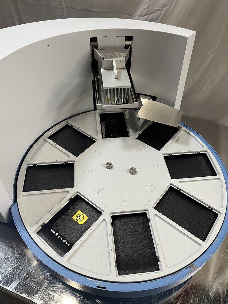 Thermo Scientific Kingfisher Flex Purification System for High-Throughput