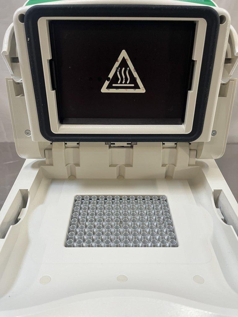BIO-RAD T100 Thermal Cycler DNA Amplification Module - Good Condition
