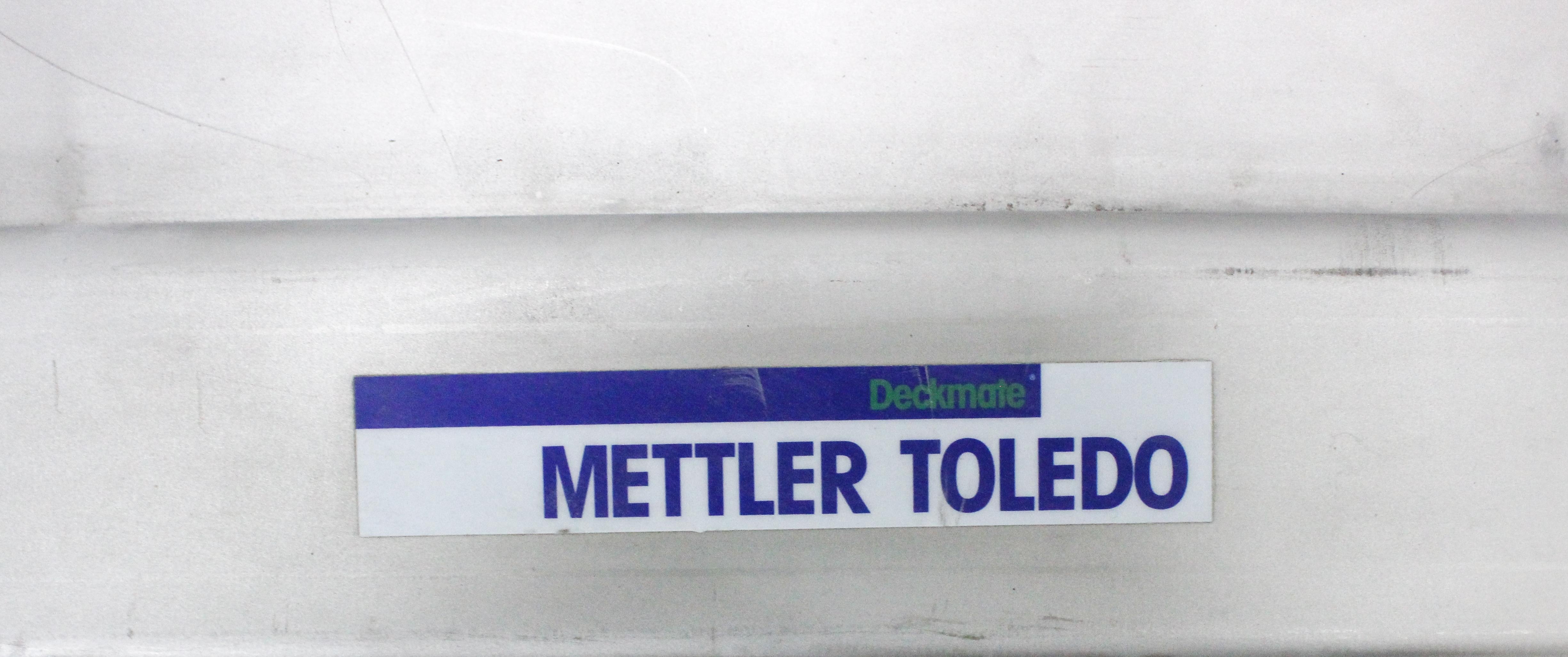 Mettler Toledo IND226 with Deckmate Floor Scale Industrial Weighing Terminal System