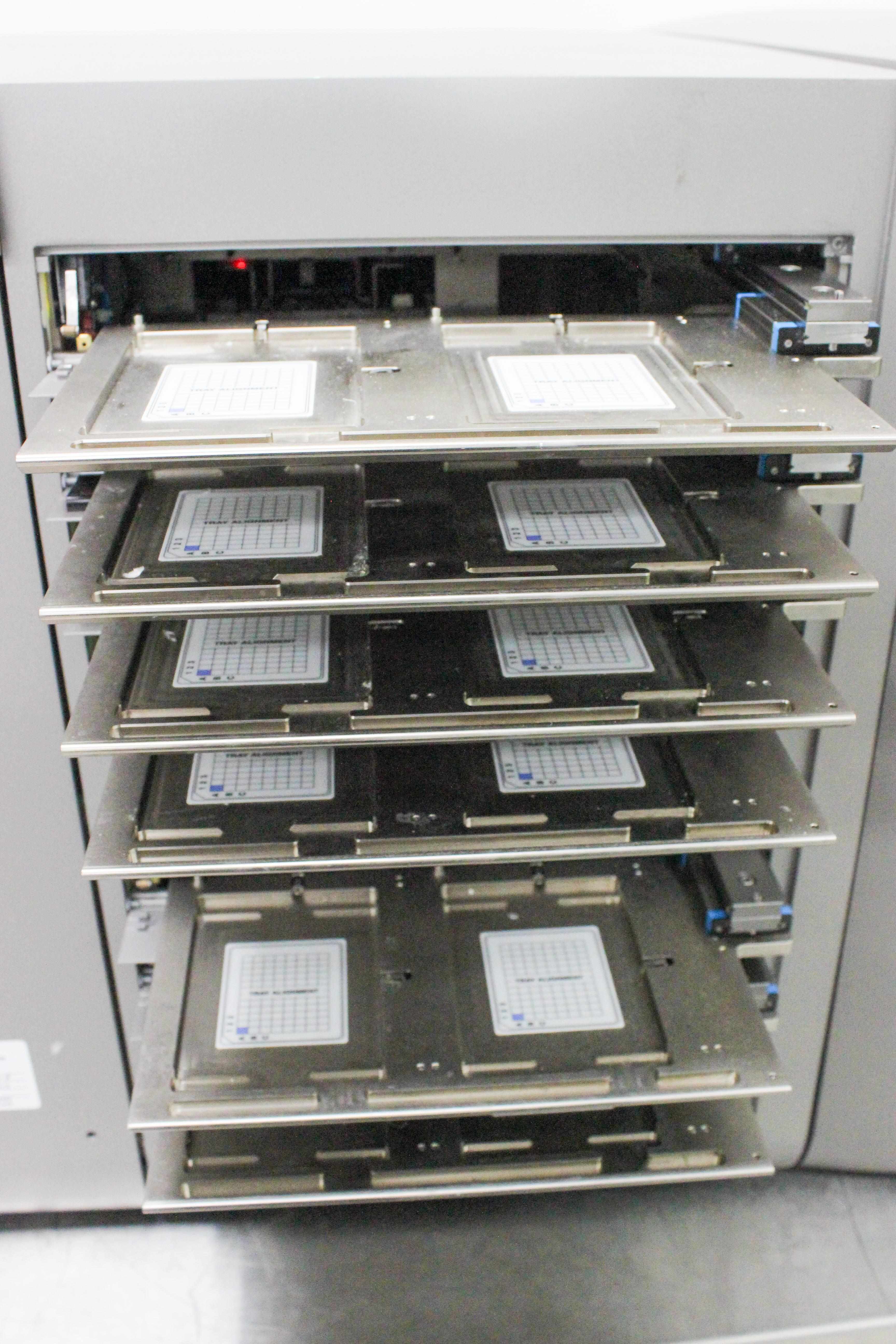 Affymetrix GeneTitan MC Imaging Instrument Array Processing Automated