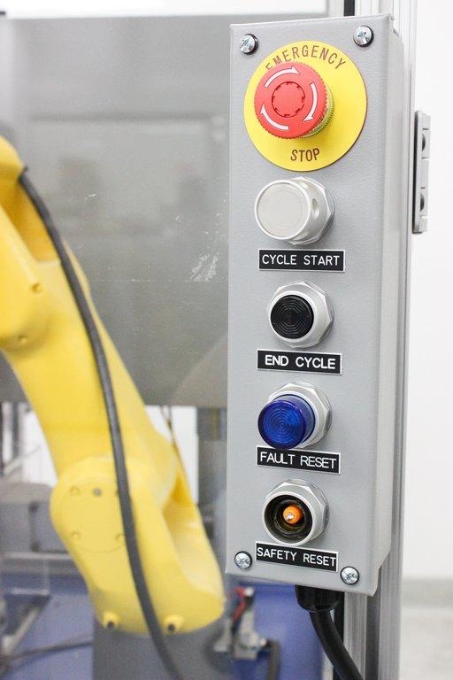 IDI Interactive Pick Place Robot Cell FANUC R-30iB 7kg 6 Axes Industrial