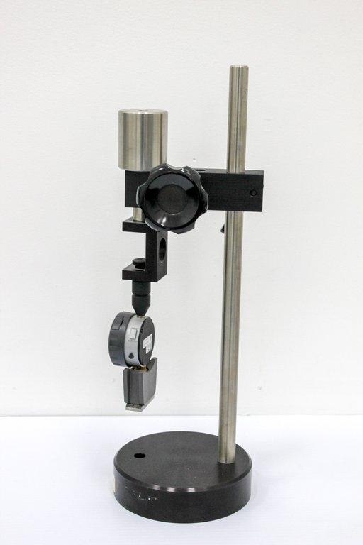 Mitutoyo 811-336-10 Digital Durometer Hardness Tester Compact Stand