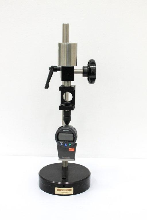 Mitutoyo 811-336-10 Digital Durometer Hardness Tester Compact Stand