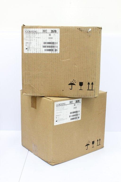 Corning 3570 384-Well Microplates Flat Bottom White Low Flange New Set