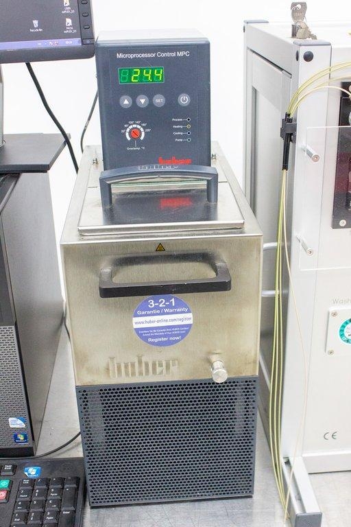 Scienion sciFLEXARRAYER S3 Ultra-Low Volume Liquid Handling Includes Computer