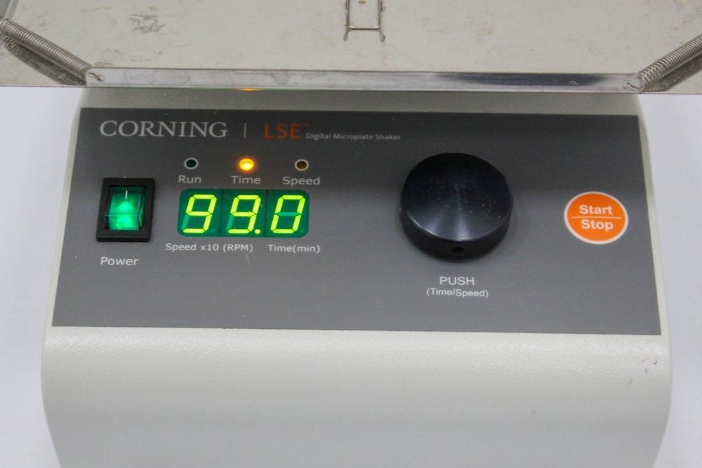Corning 6780-4 Digital Shaker Lab Equipment 115V Compact Shaking System