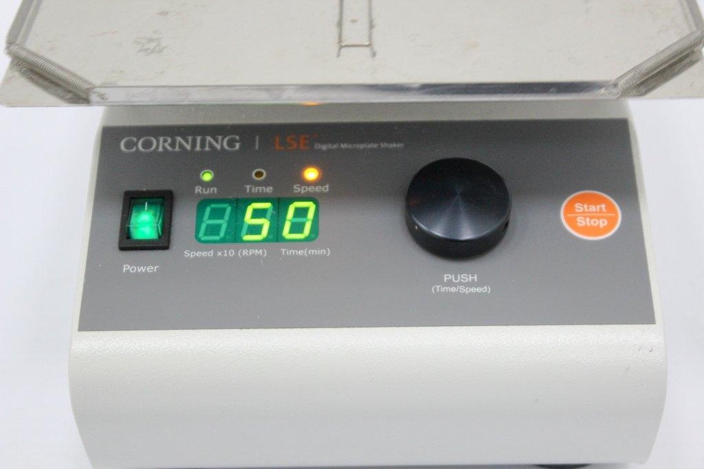 Corning 6780-4 Digital Shaker Lab Equipment 115V Compact Shaking System