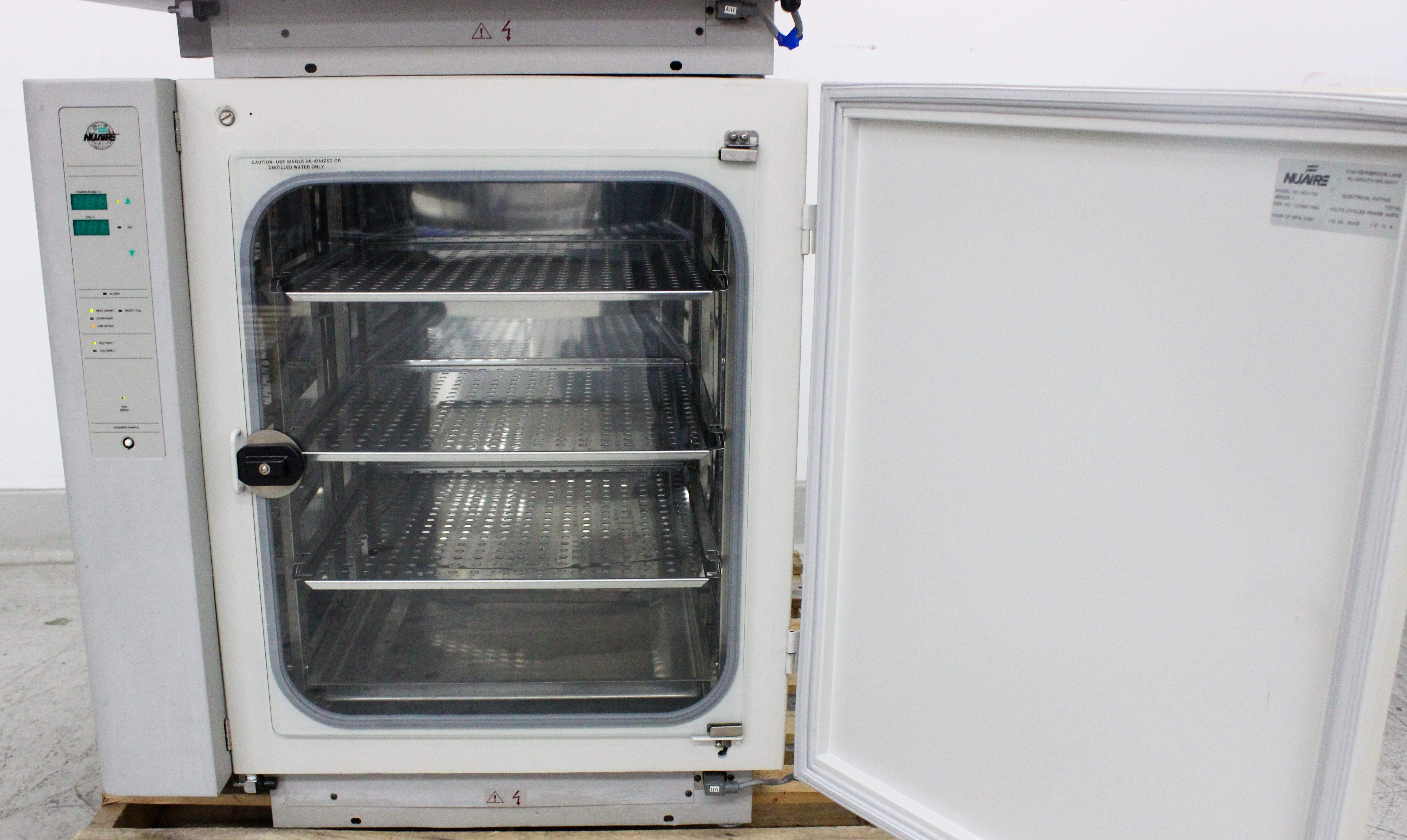 NuAire NU-4750 CO2 Water-Jacketed Incubator for In-Vitro Growth