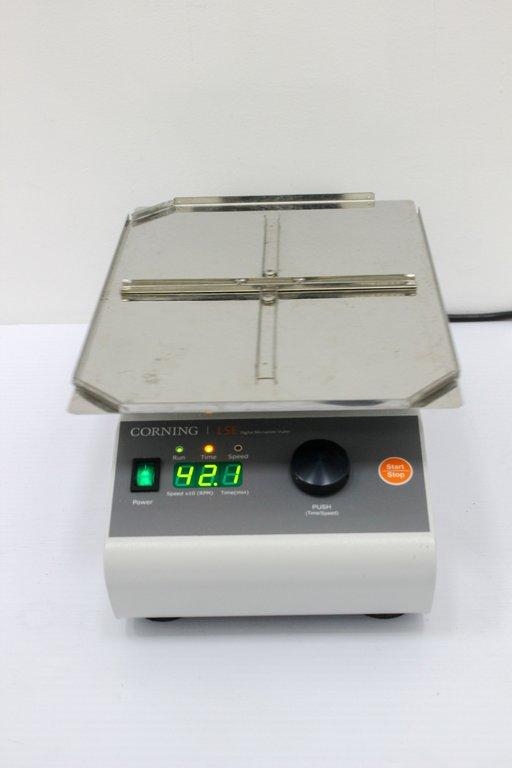 Corning 6780-4 Digital Shaker Lab Equipment 115V Compact Shaking System