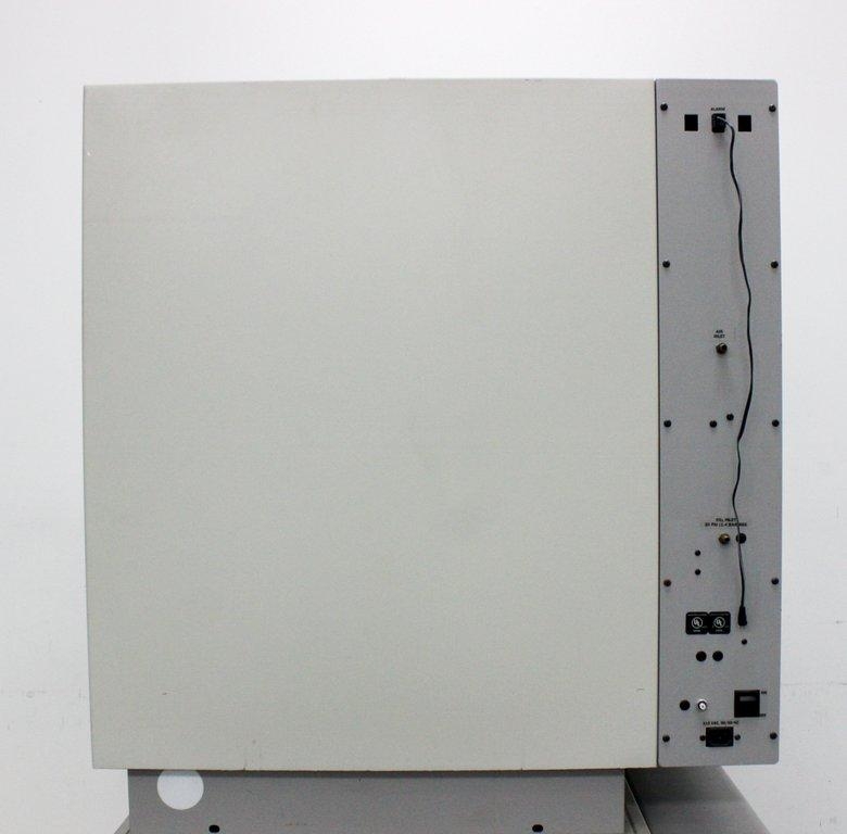 NuAire NU-4750 Dual Stack CO2 Incubator Water-Jacketed 20 Gal Capacity