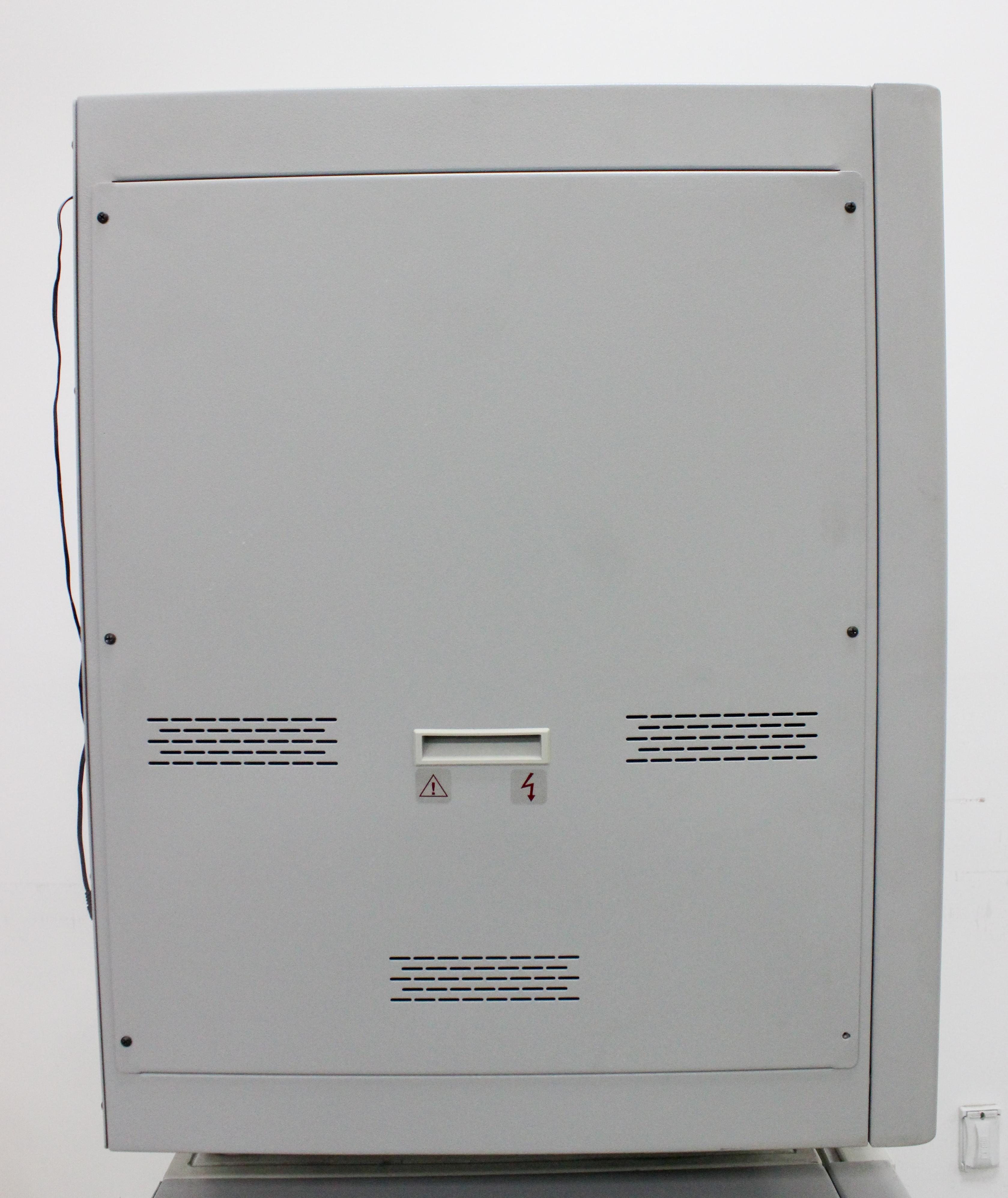 NuAire NU-4750 Dual Stack CO2 Incubator Water-Jacketed 20 Gal Capacity