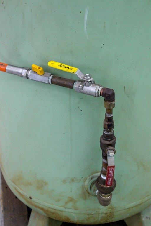 Sullair ES6-10H Air Compressor 10HP 125PSIG 38ACFM 230/460V Fair Condition