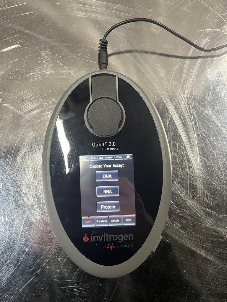 Life Technologies Qubit 2.0 Fluorometer DNA/RNA Quantification Device
