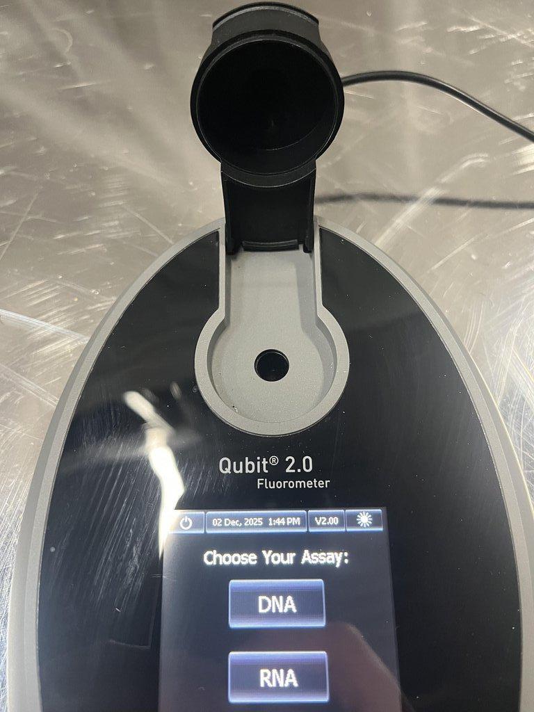 Life Technologies Qubit 2.0 Fluorometer DNA/RNA Quantification Device