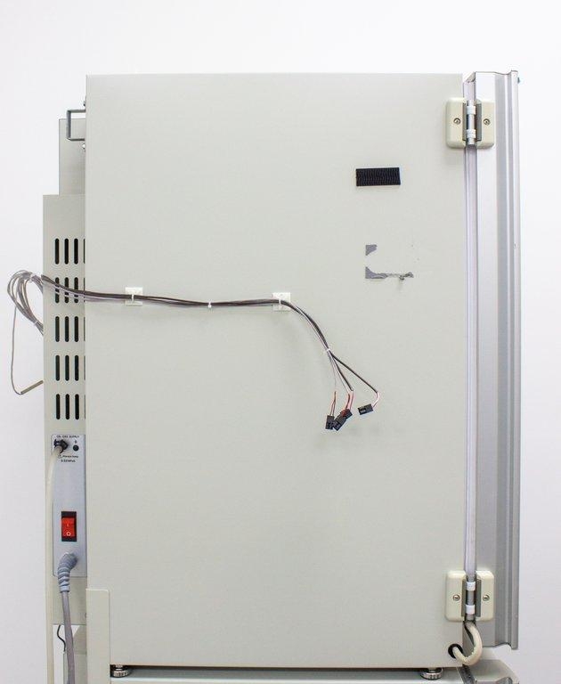 Panasonic MCO-19AICUV-PA CO2 Incubator 170L Precise Control Sterile Conditions