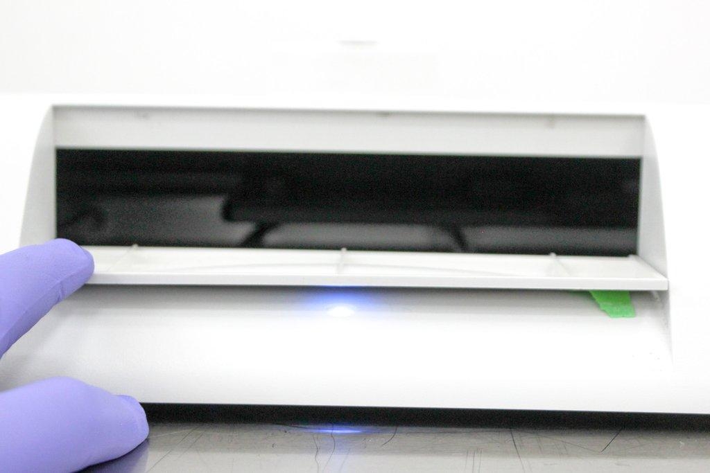 Luminex XYP Cytometry Plate Handler Luminex System 35-55C 100 Tests