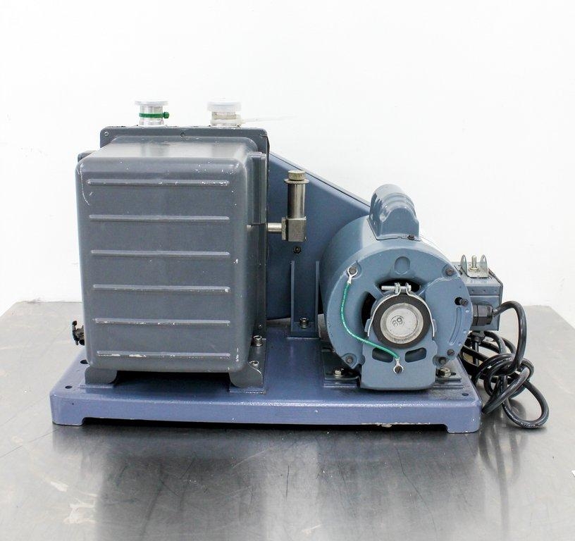 Welch Duoseal Vacuum Pump 1402, 7 Torr-Microns, VG Condition
