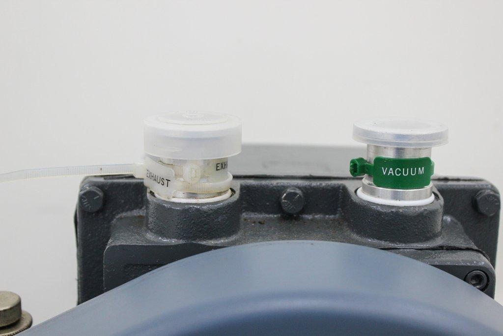 Welch Duoseal Vacuum Pump 1402, 7 Torr-Microns, VG Condition