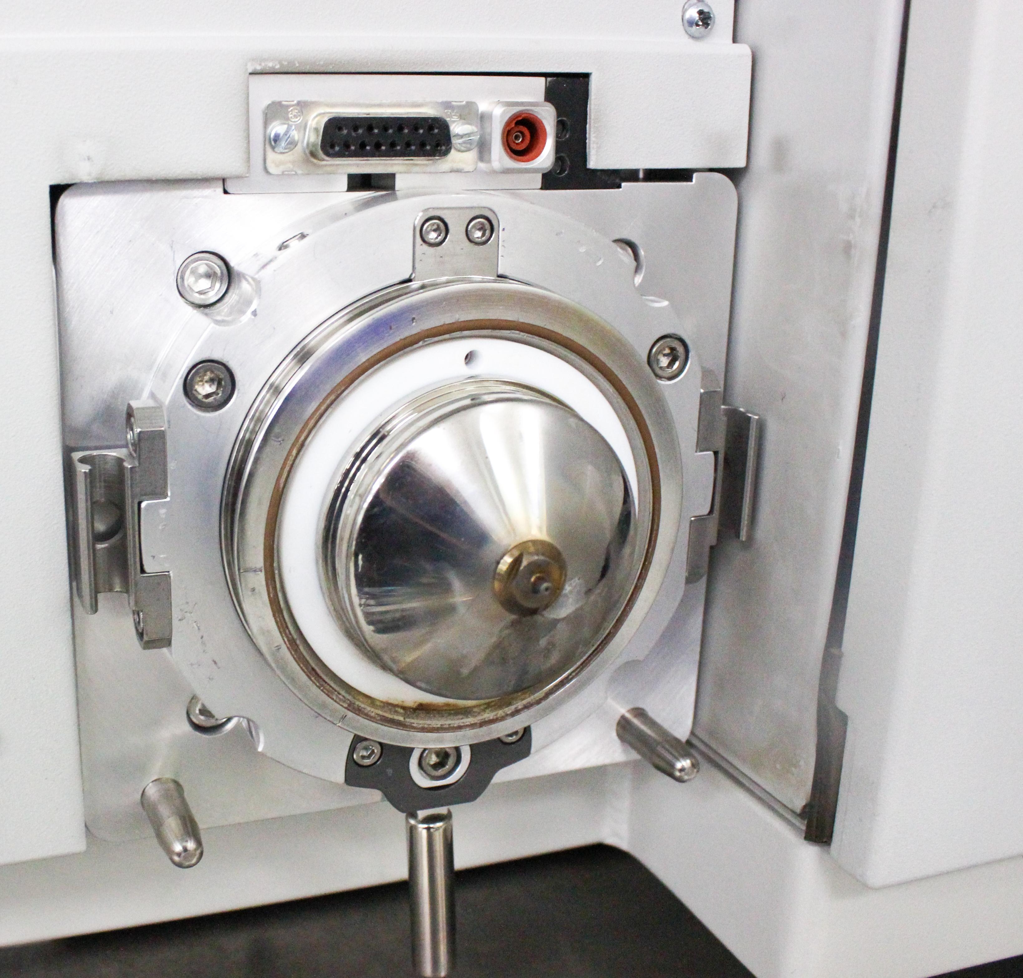 Thermo TSQ Quantum Access MAX Mass Spectrometer LC-MS/MS Computer Included