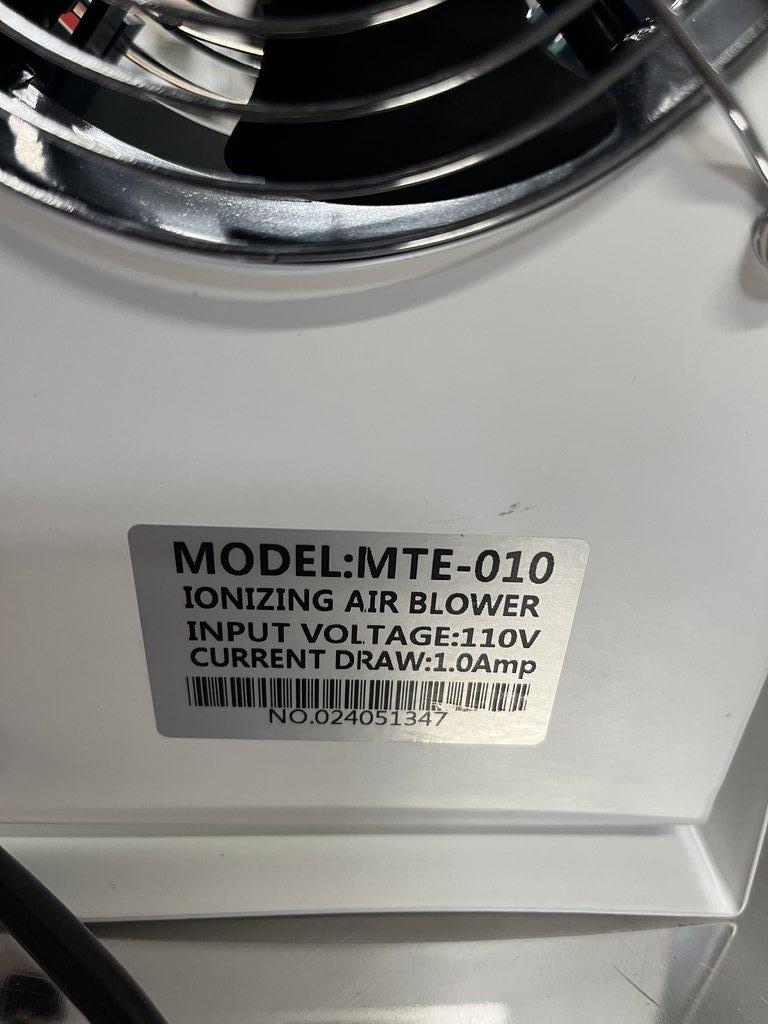 MYOESD MTE-010 Ionizing Air Blower, Excellent Condition, Near New