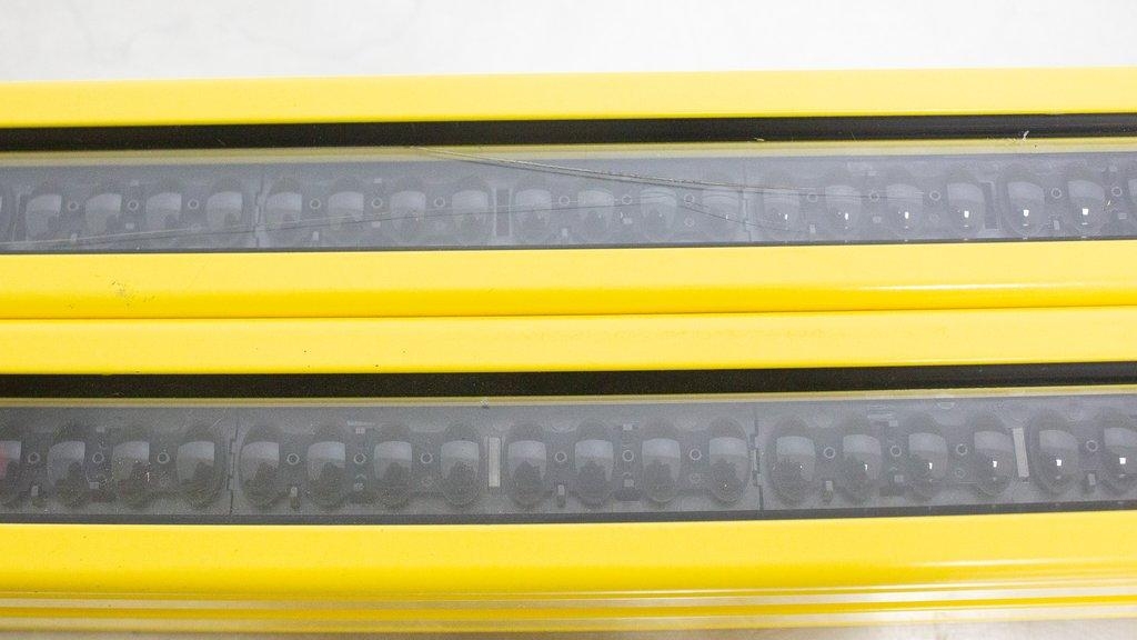 Banner EZ-Screen LS Light Curtain Emitter Receiver IP67 No Blind Zone