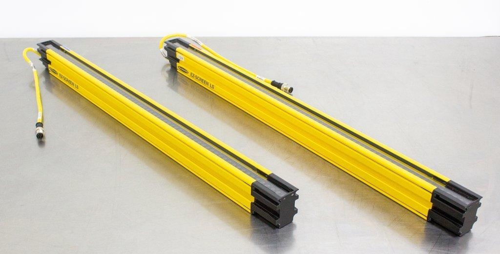 Banner EZ-Screen LS Safety Light Curtain System Good Cond Industrial