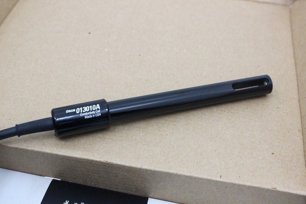 Thermo 013010A Orion Conductivity Probe Turnkey 4-Cell Graphite Sensor