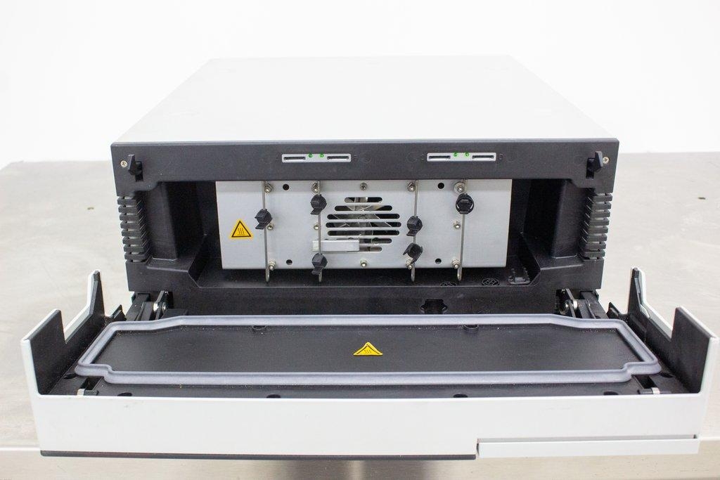 Thermo TCC-3000RS Column Compartment Ultrafast LC Temp Control 110C Optimized