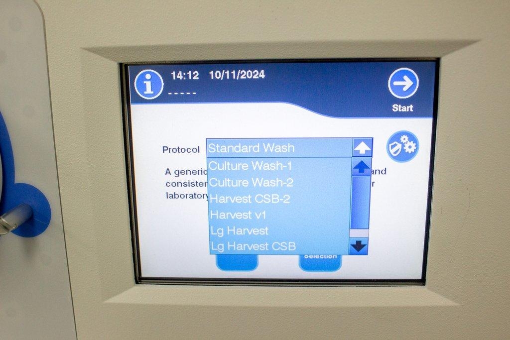 Fresenius Kabi LOVO 6R4900 Cell Processing System for Efficient Lab Operation