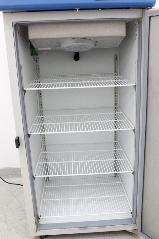 Thermo ULT3030A22 Ultra Low Freezer -30C Standalone, 120V, 60Hz, Used VG