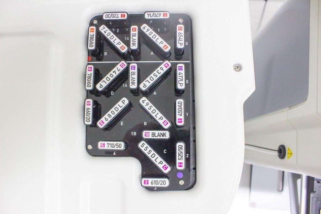 Thermo Invitrogen Attune NxT Flow Cytometer 1K uL/min Acoustic Focus Computer