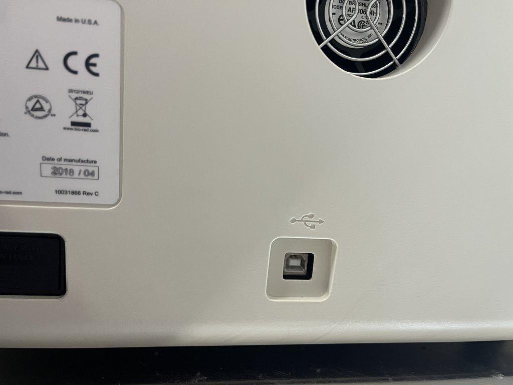 BioRad QX200 Droplet Reader Analytical Cell Analyzer 40.8lb Good Cond.