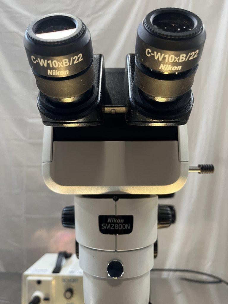 Nikon SMZ800N Microscope Near-New, Ideal for Life Science Analysis