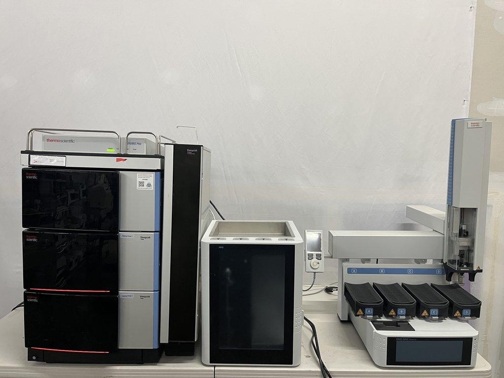 Thermo Transcend DSX-1 UHPLC System, Good Condition, Includes Power/Data Cables