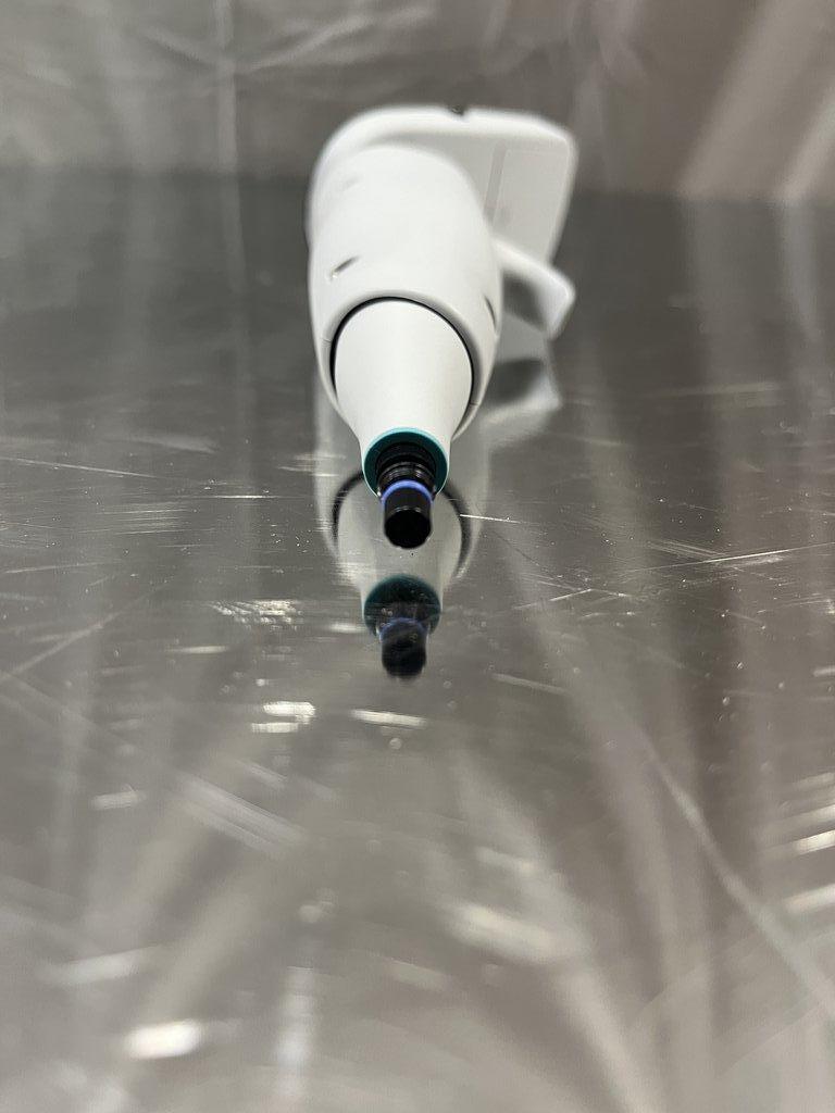 Thermo Scientific 4670040BT Pipettor 15-1250uL Good Condition 1 Channel