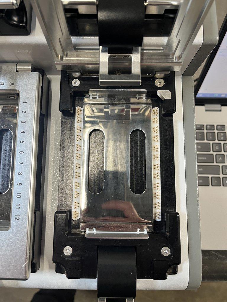 Agilent xCELLigence RTCA W380 MP Station Analyzer Near New Exceptional