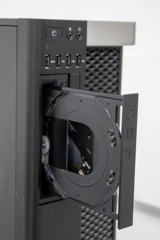 Dell Precision Tower 7810 Computer IT System with Quadro NVS Card 3 Keyboards