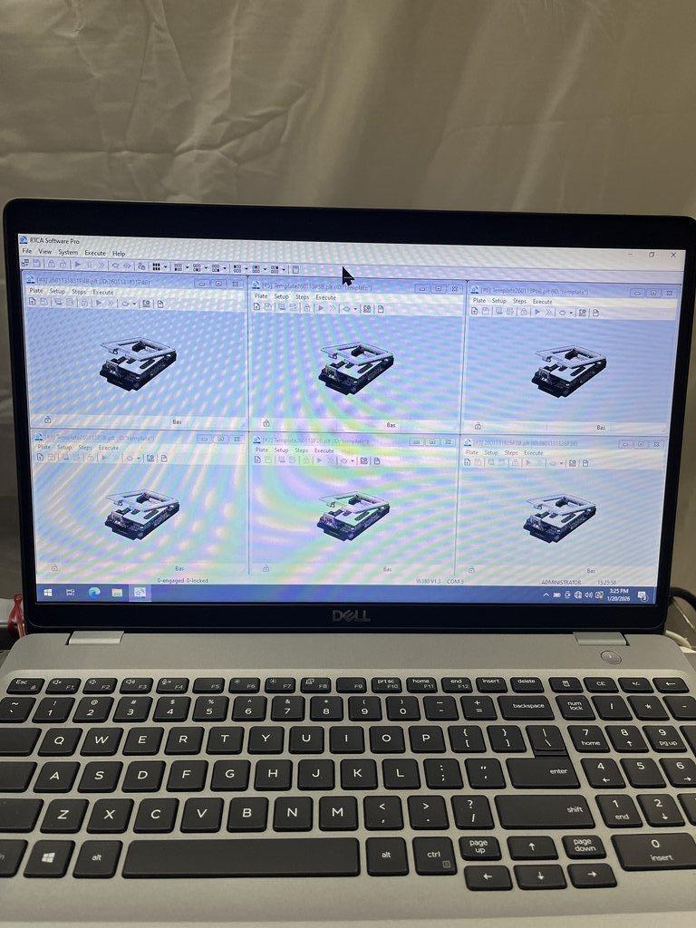 Agilent xCELLigence RTCA W380 MP Station Analyzer Near New Exceptional