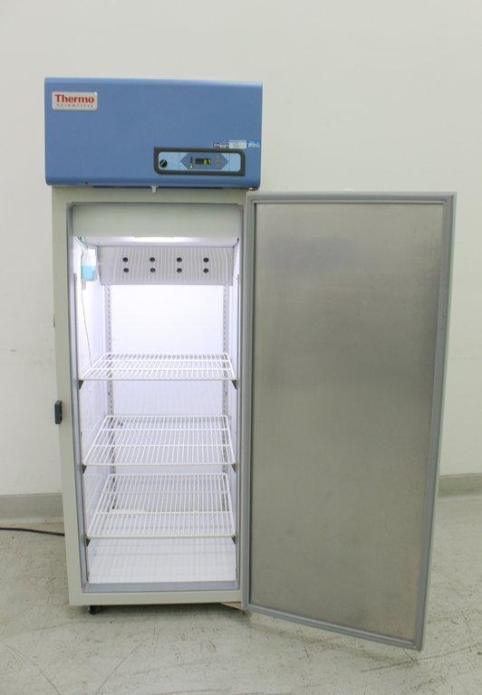 Thermo REL2304A24 Cold Storage - Reliable, 3.9C Temperature Control