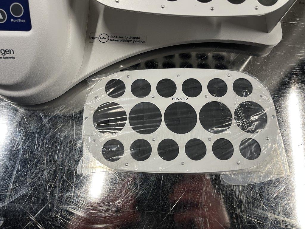 Thermo HulaMixer Sample Mixer Lab Equipment: Efficient, Precise Mixing, Shaker