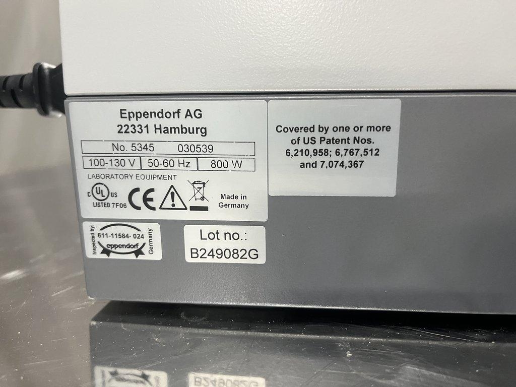 Eppendorf 5345 Thermal Cycler PCR Molecular Biology Benchtop Equipment 3K RPM