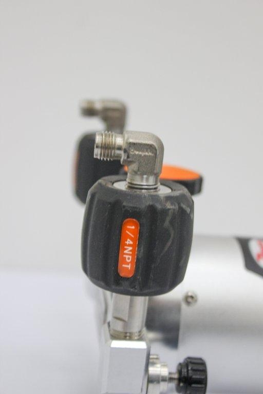 Dwyer LPCP-2 Low Pressure Calibration Pump 40kpa Turn-Key Ready