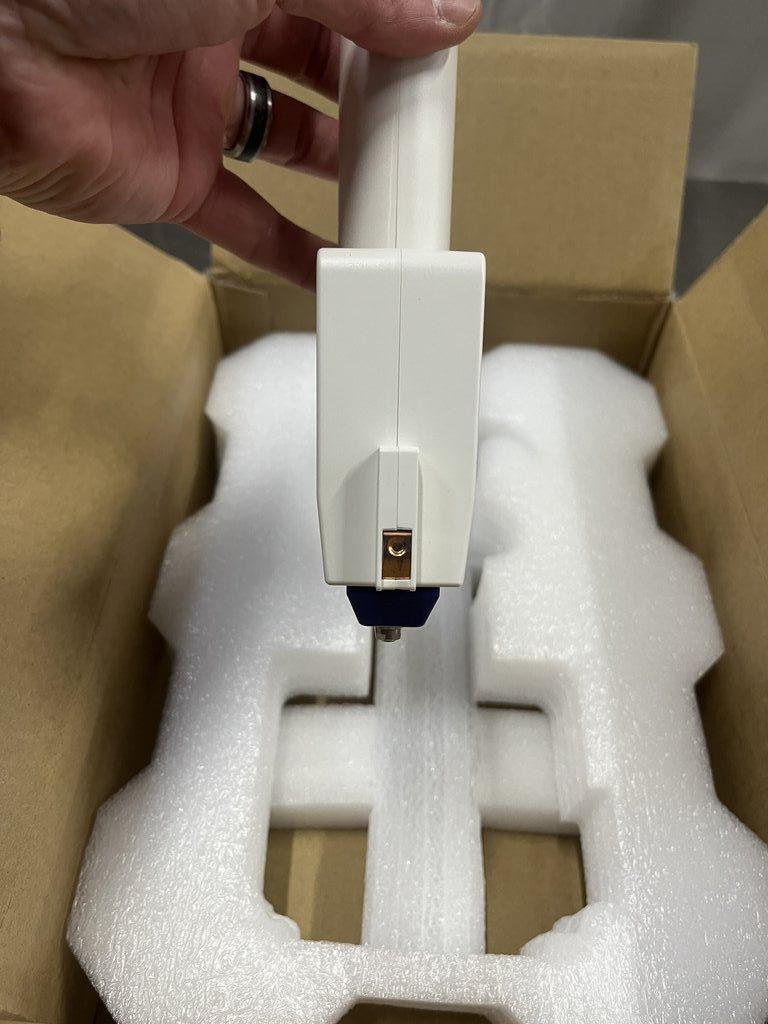 Thermo Neon NxT Pipette 8CH Multi-Channel Laboratory Pipetting System