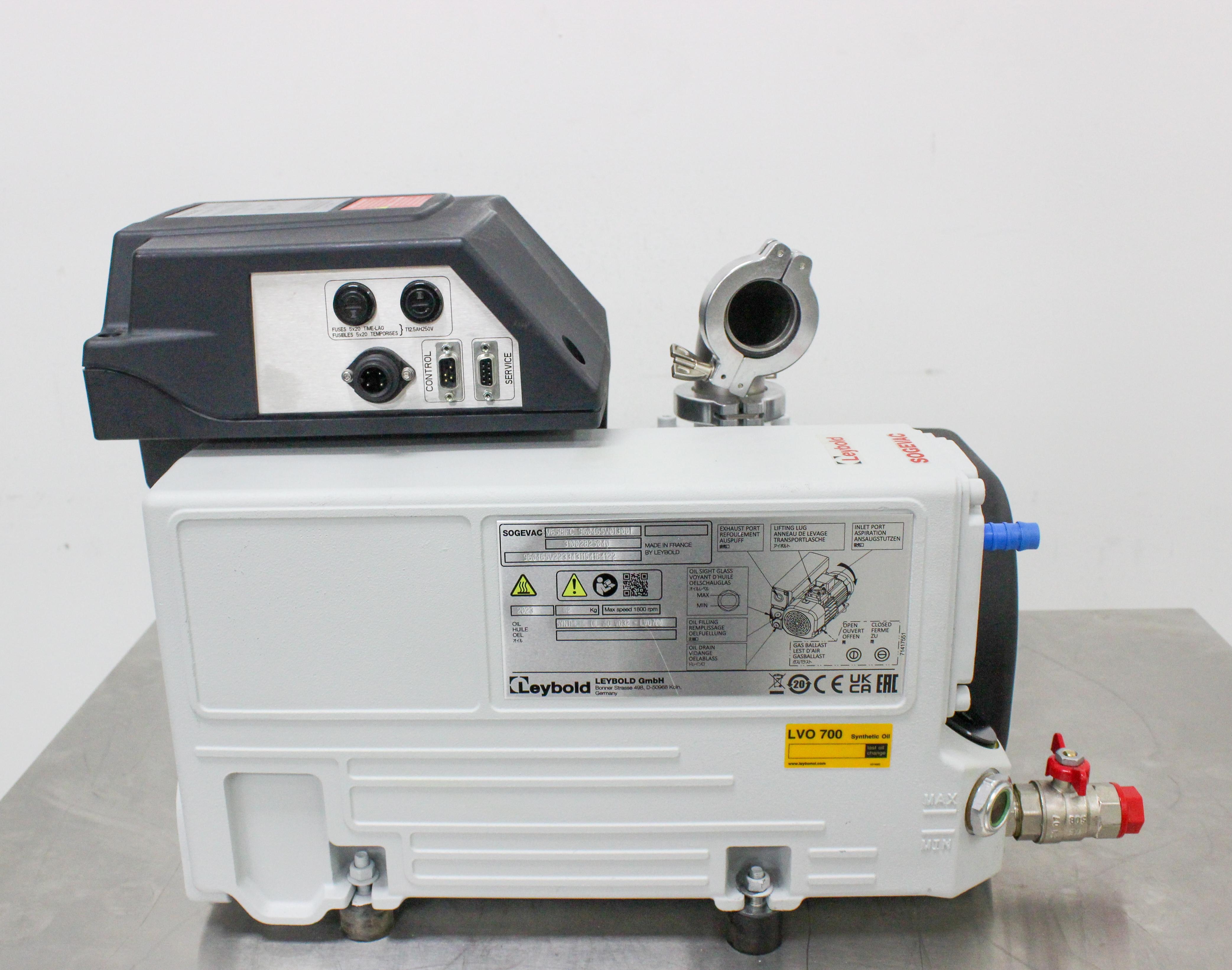 Leybold Sogevac SV65 BI FC Vacuum Pump VG Condition 200-240V 50/60Hz