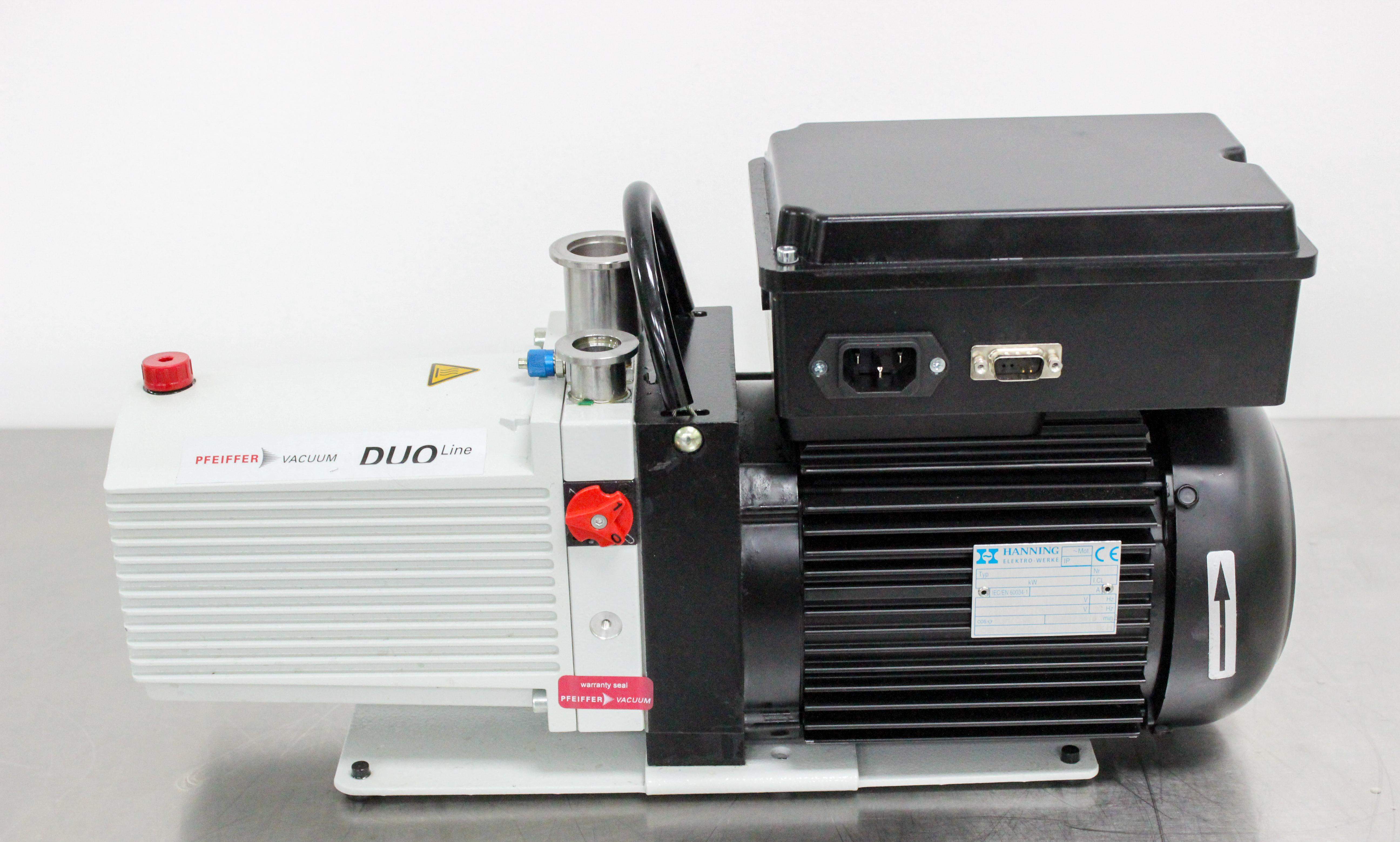 Pfeiffer DUO 11 Vacuum Pump Rotary Vane 0.012mbar Tested 2022 Dual Voltage
