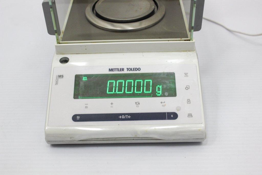 Mettler-Toledo MS204S Precision Balance 220g Capacity Internal Calibration