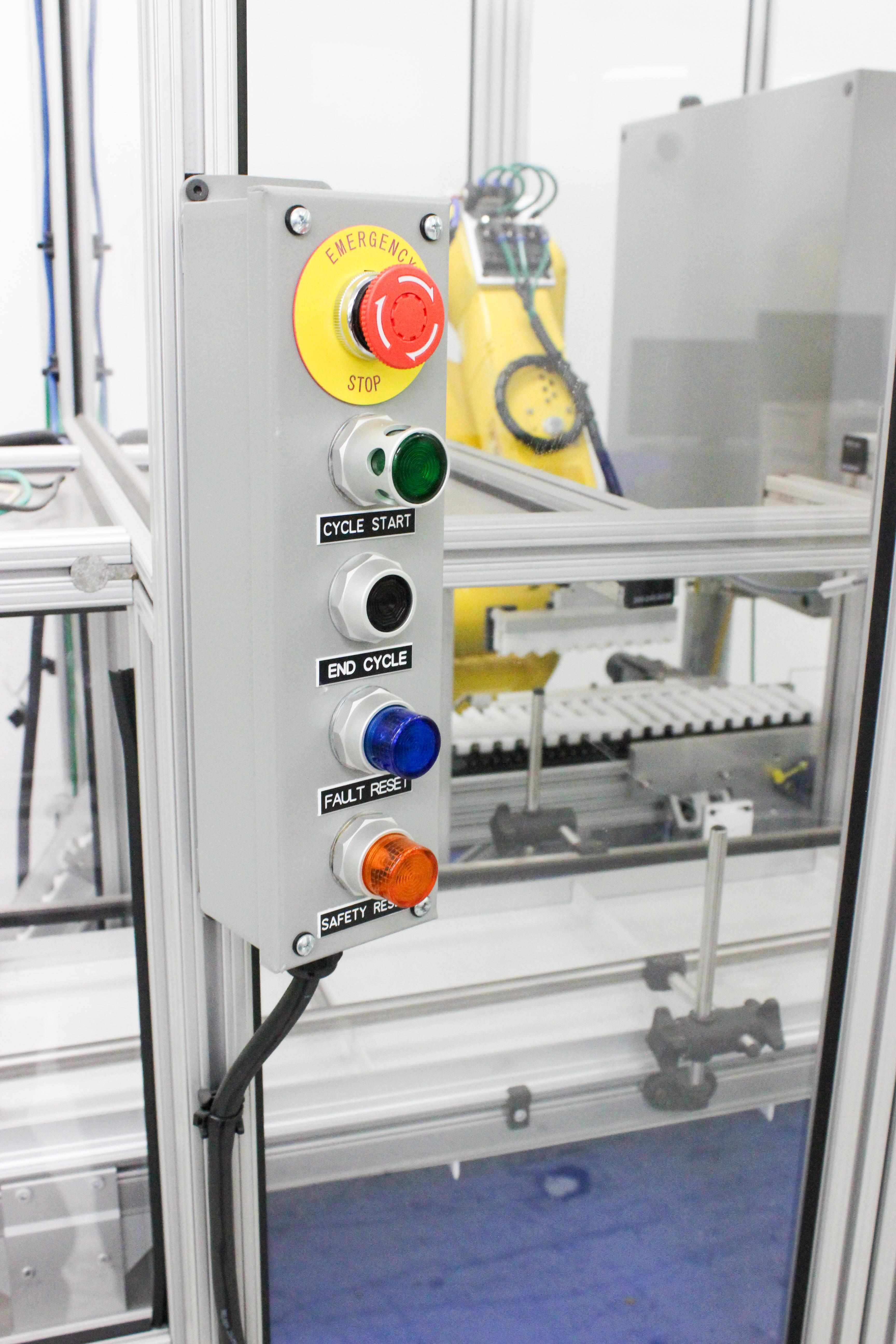 IDI FANUC LR Mate 200iD/7L Robotic Cell 911mm Reach 7kg Payload